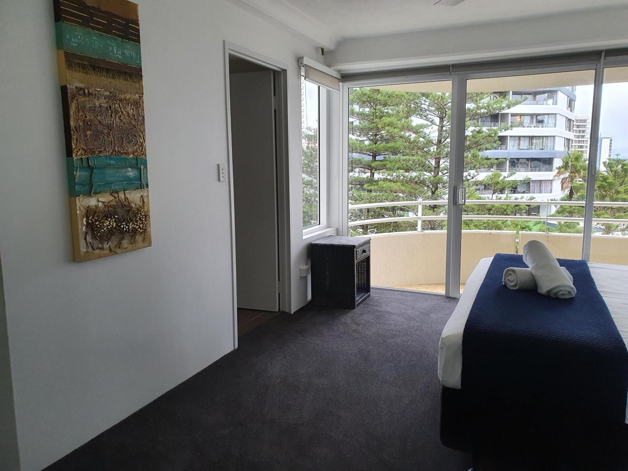 Zenith Ocean Front Apartments Gold Coast Exterior foto
